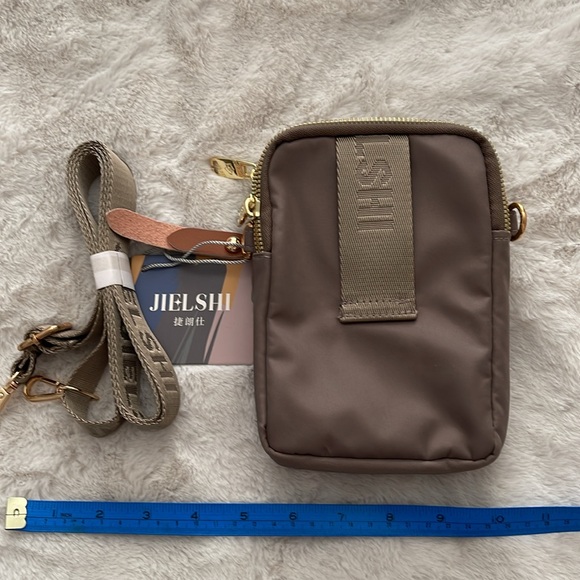 New small bag - Picture 2 of 3